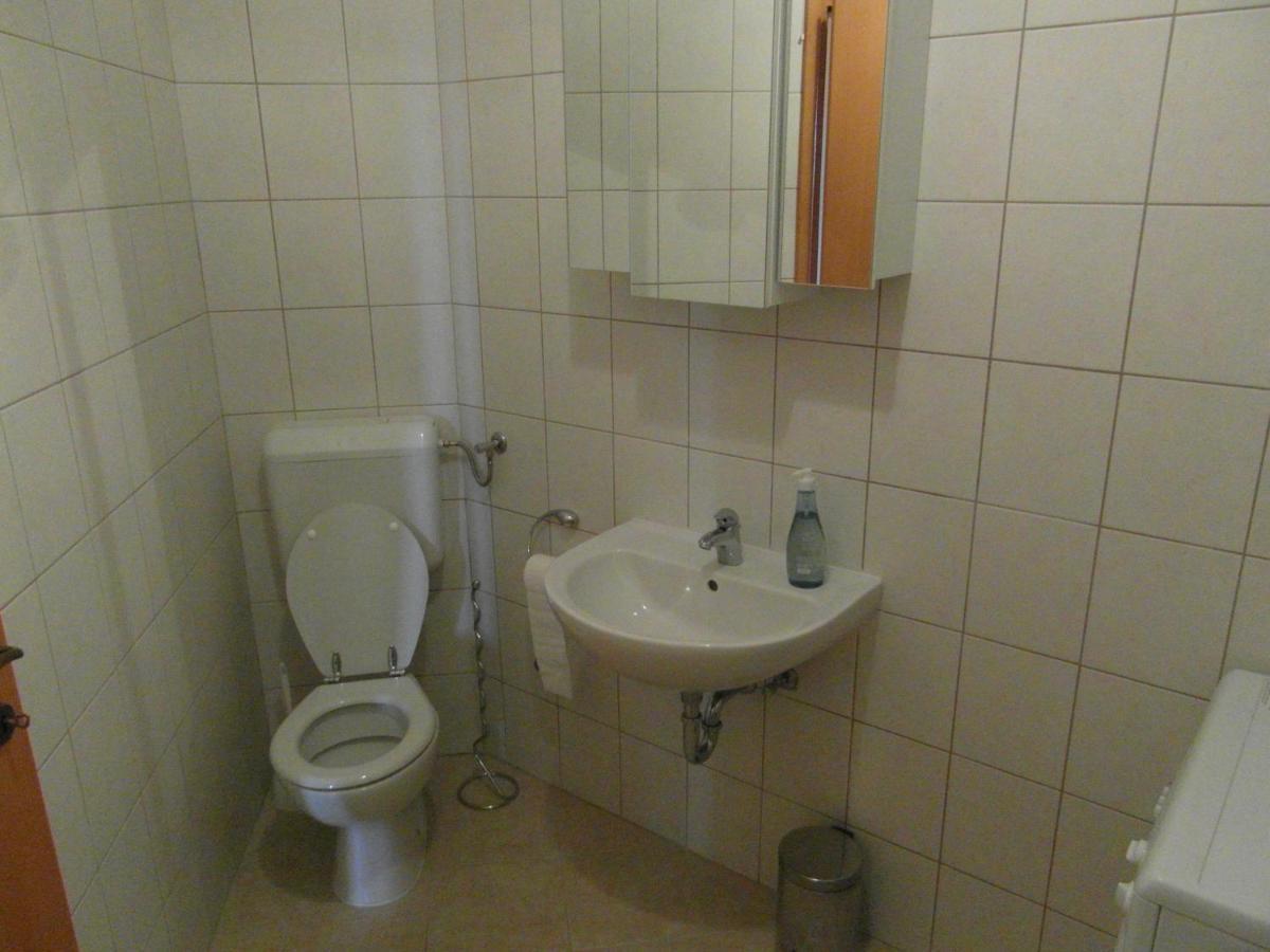 Bentley - Sea-View - 2 Bedroom Apartment Premantura Esterno foto