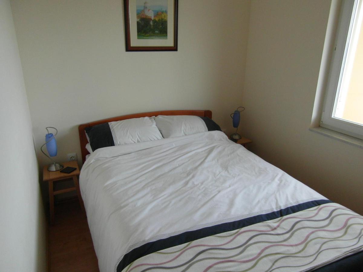 Bentley - Sea-View - 2 Bedroom Apartment Premantura Esterno foto