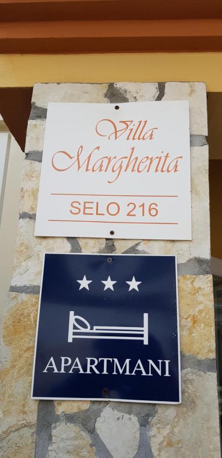 Bentley - Sea-View - 2 Bedroom Apartment Premantura Esterno foto